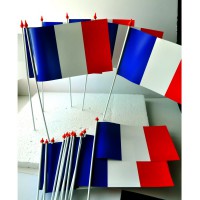 LOT DE 100 DRAPEAUX FRANCE - PAPIER 10x16CM